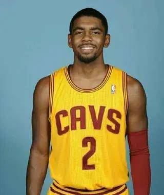 球友会在线登入:火箭绝杀时刻，欧文点燃赛场，迎来胜利迎来胜利！